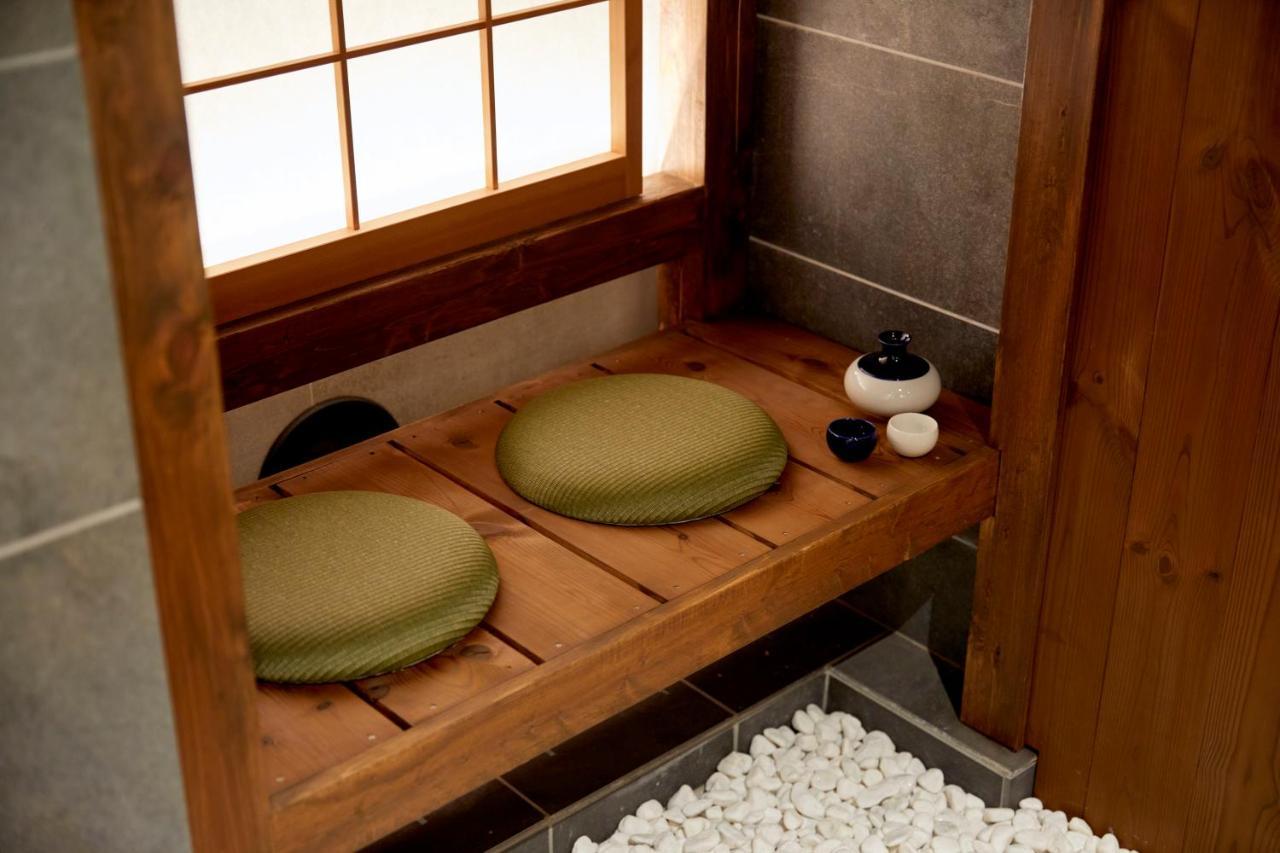 Willa 古今 天下茶屋 With A Private Parking Lot And A Half Open-Air Bath And Direct To Kix Osaka Zewnętrze zdjęcie