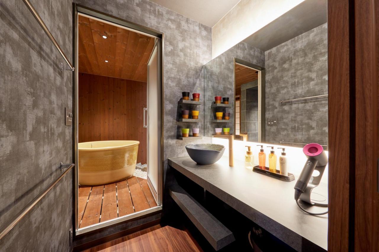 Willa 古今 天下茶屋 With A Private Parking Lot And A Half Open-Air Bath And Direct To Kix Osaka Zewnętrze zdjęcie