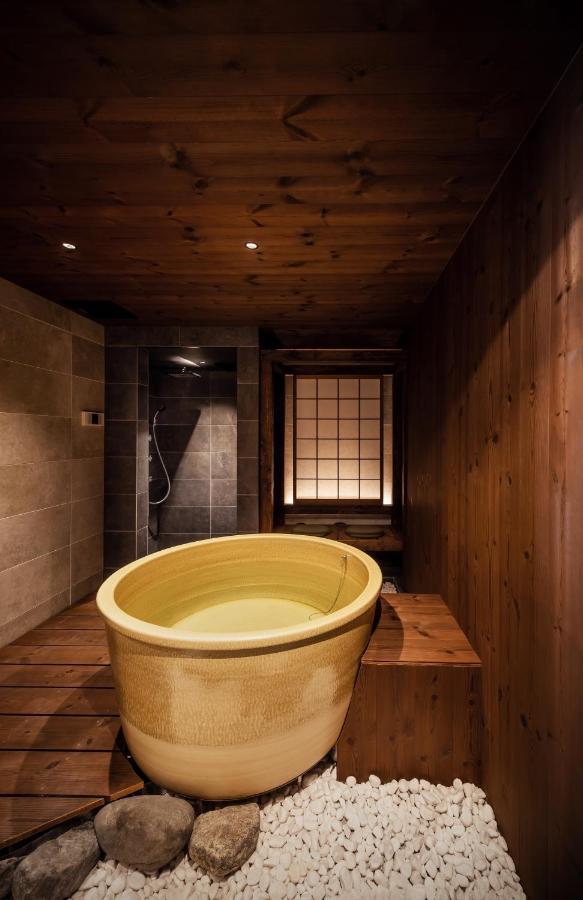 Willa 古今 天下茶屋 With A Private Parking Lot And A Half Open-Air Bath And Direct To Kix Osaka Zewnętrze zdjęcie